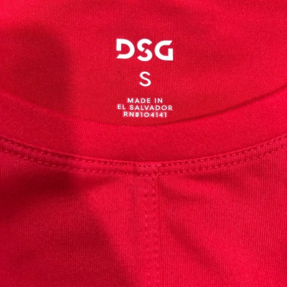 NWOT Pink Twist Front Slightly Cropped Tank - Picture 9 of 10